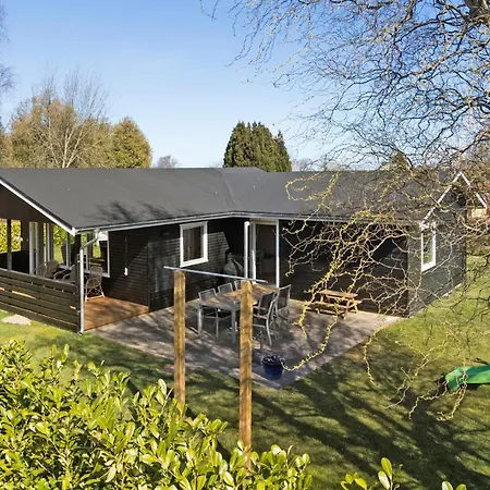 Holiday home In With Kitchen